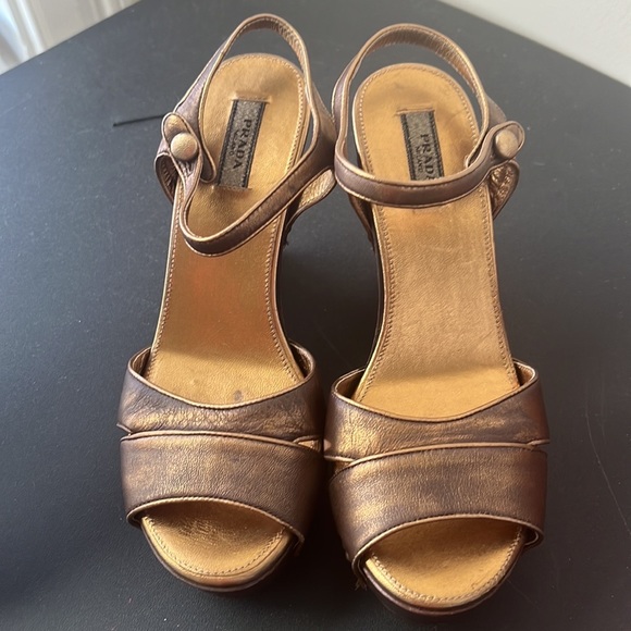 Prada copper sling back wedges. - Picture 3 of 7